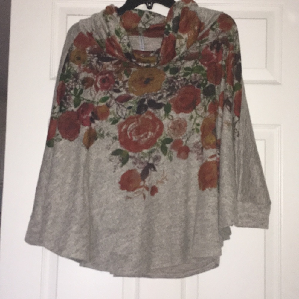 Poncho sweater